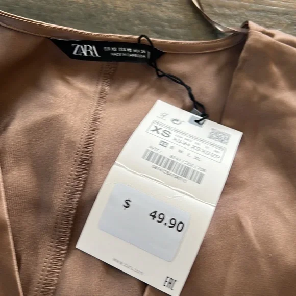 Top - Picture 5 of 5